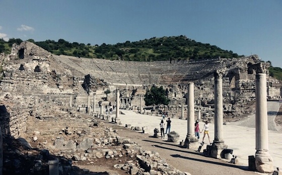 エフェソス図書館