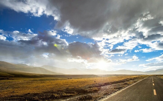 ナムツォ湖の風景